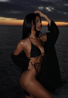 Shelli Russian escort Milan (Milano)